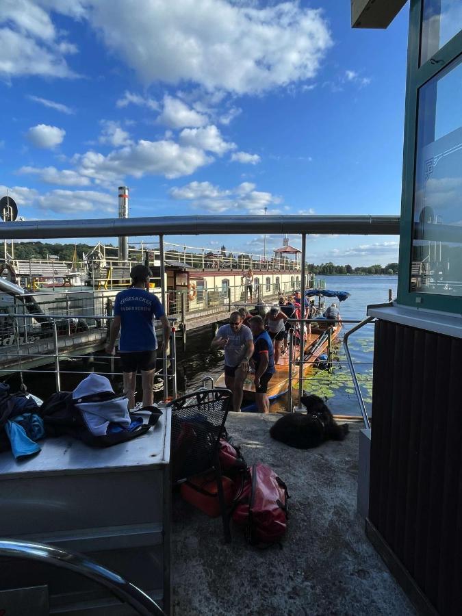 Gasthuis Am Tiefen 3*