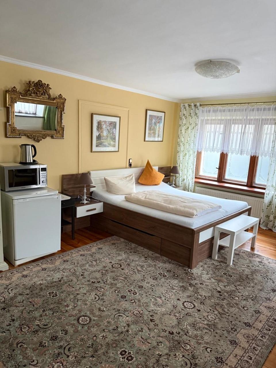 Am Tiefen Guest house