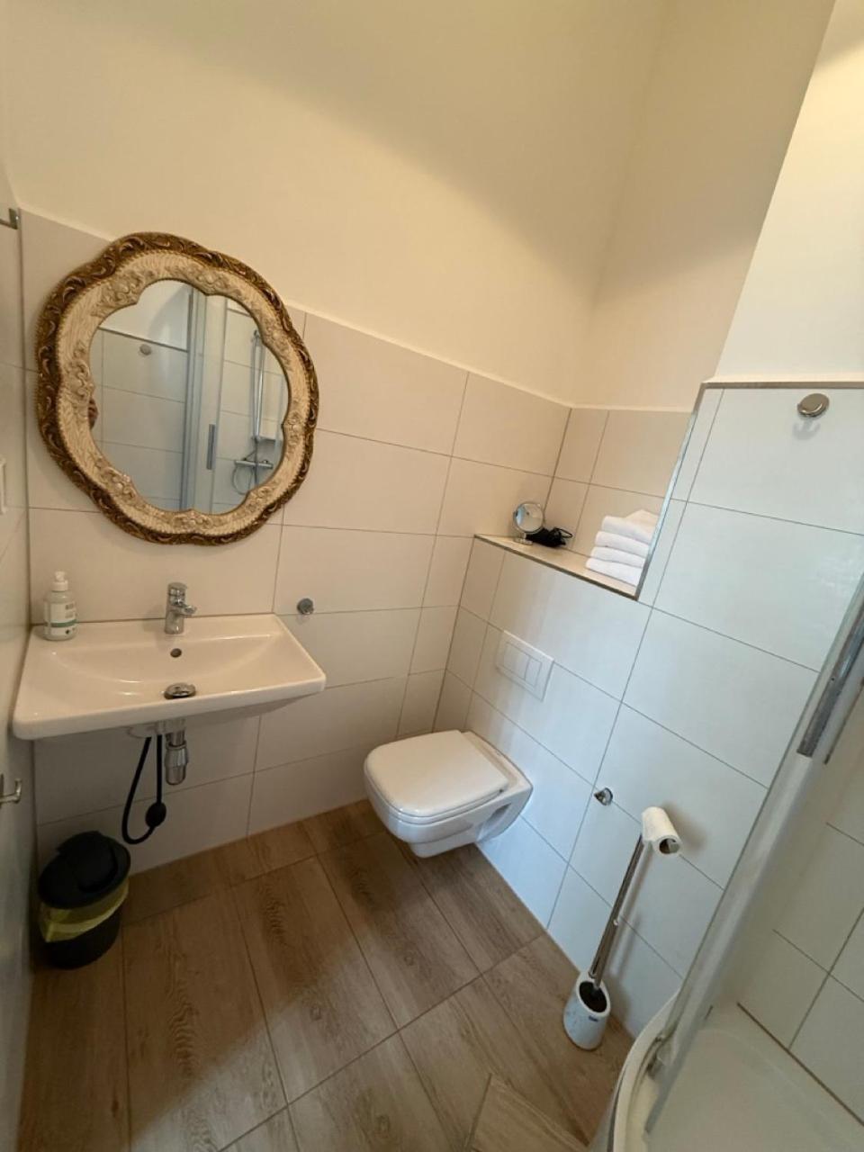 Gasthuis Am Tiefen 3*